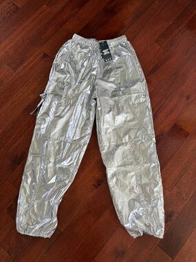 Jolie & Joy Metallic Cargo Pants Small Womens